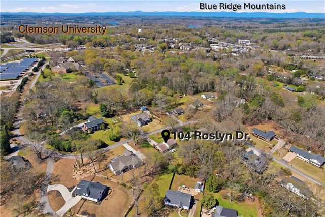 104 Roslyn Drive, Clemson, SC 29631