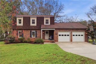104 Roslyn Drive, Clemson, SC 29631