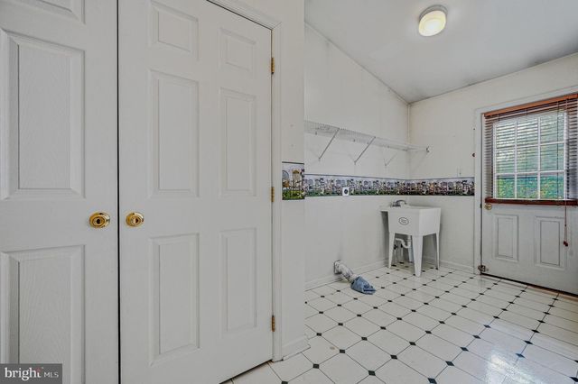 10 CORBIT SHARP DR, Townsend, DE 19734