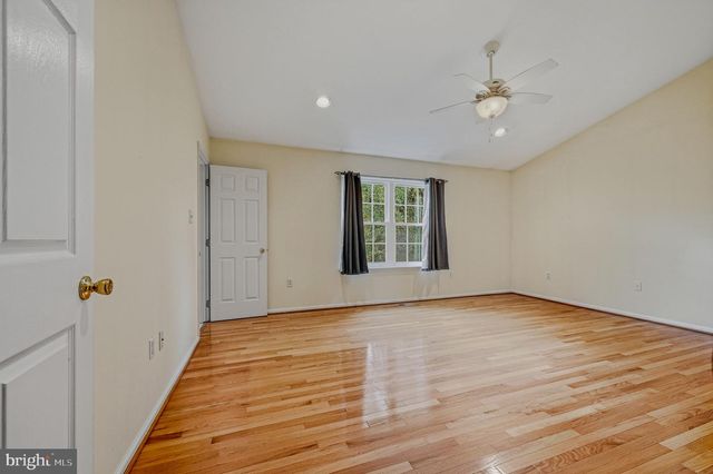10 CORBIT SHARP DR, Townsend, DE 19734
