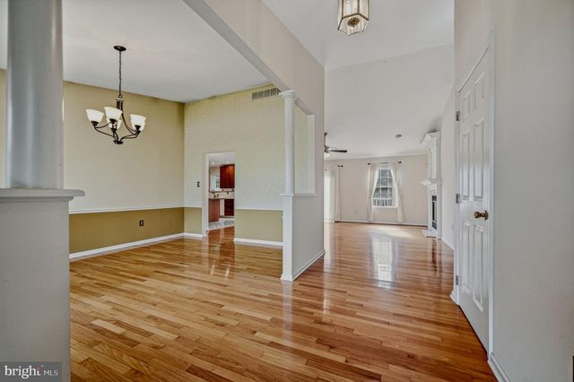 10 CORBIT SHARP DR, Townsend, DE 19734