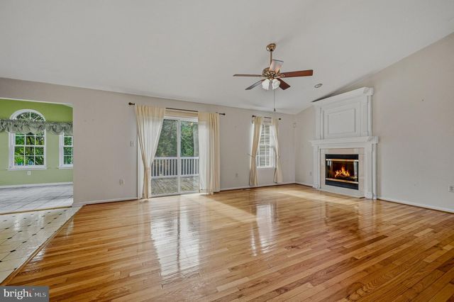 10 CORBIT SHARP DR, Townsend, DE 19734