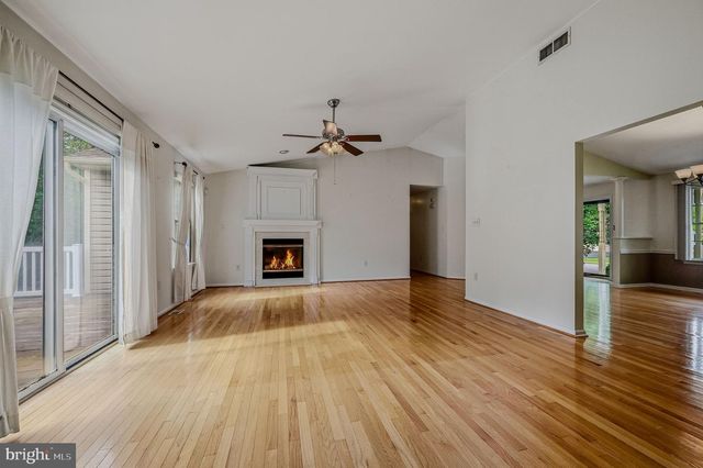 10 CORBIT SHARP DR, Townsend, DE 19734