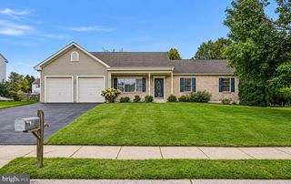 10 CORBIT SHARP DR, Townsend, DE 19734