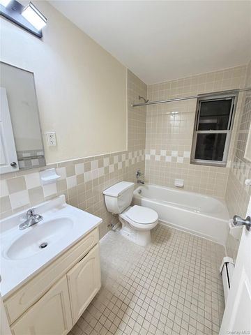 747 Essex Street Street 3Fl, Brooklyn, NY 11208