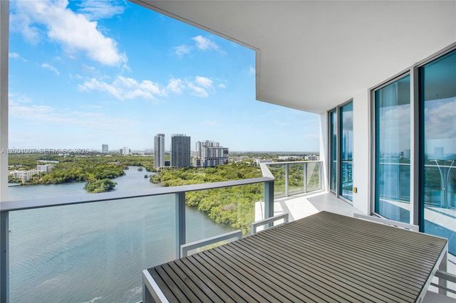 17111 Biscayne Boulevard 2008, North Miami Beach, FL 33160