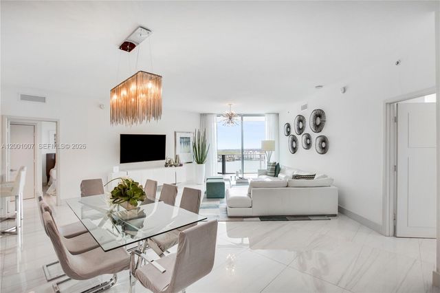17111 Biscayne Boulevard 2008, North Miami Beach, FL 33160