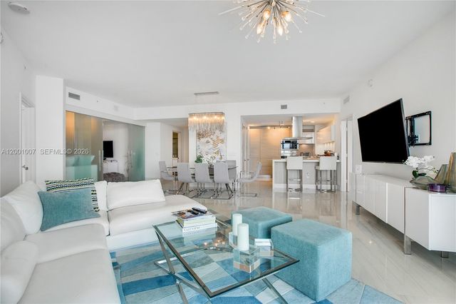 17111 Biscayne Boulevard 2008, North Miami Beach, FL 33160