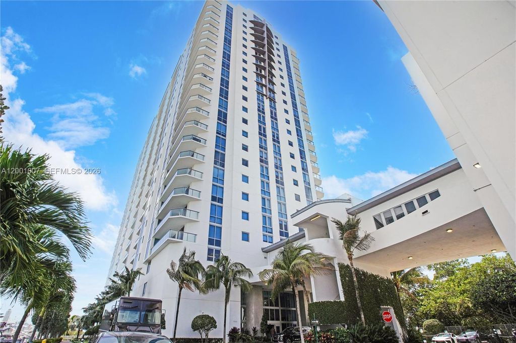 17111 Biscayne Boulevard 2008, North Miami Beach, FL 33160