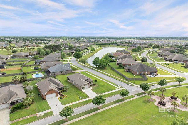 665 Darley Circle, Gulf Shores, AL 36542