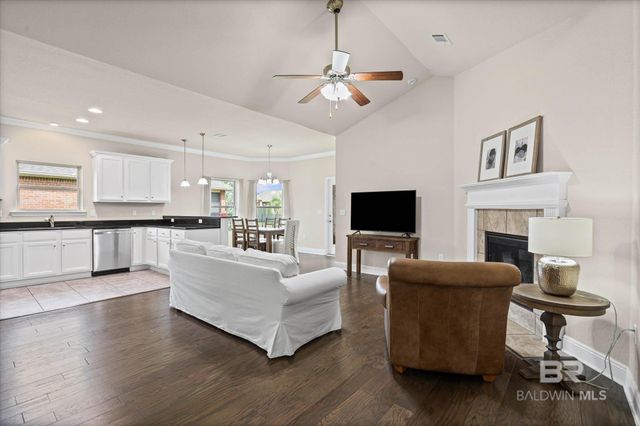 665 Darley Circle, Gulf Shores, AL 36542