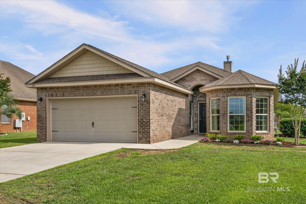 665 Darley Circle, Gulf Shores, AL 36542