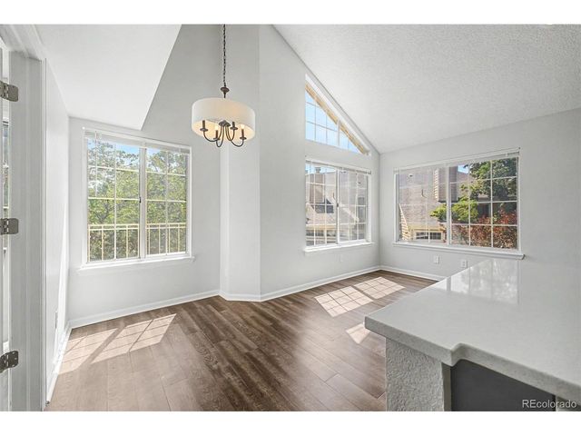 4883 White Rock Cir D, Boulder, CO 80301