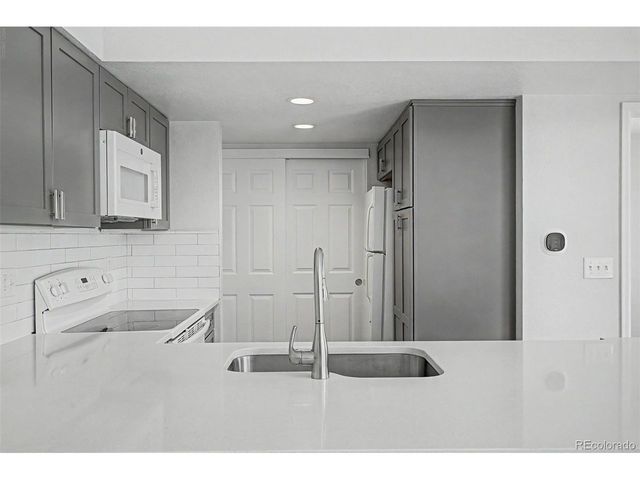 4883 White Rock Cir D, Boulder, CO 80301