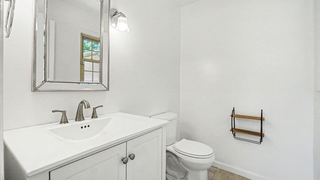 3040 Dartmouth Drive, Lexington, KY 40517