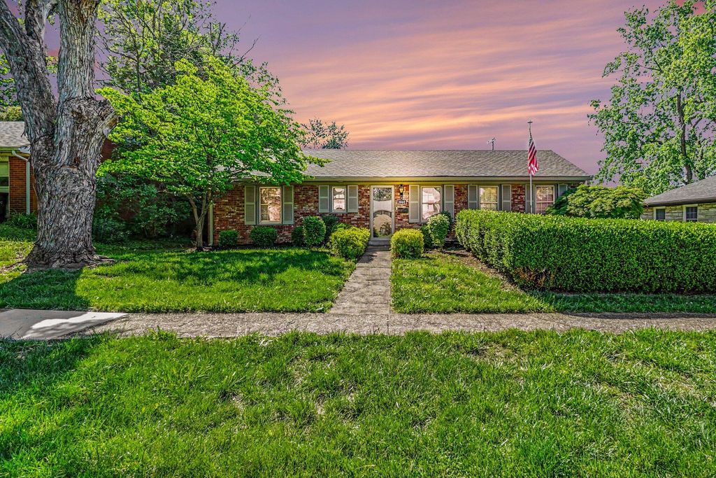 3040 Dartmouth Drive, Lexington, KY 40517