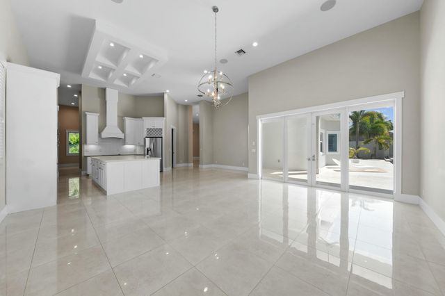 15503 Temple Boulevard, Loxahatchee, FL 33470