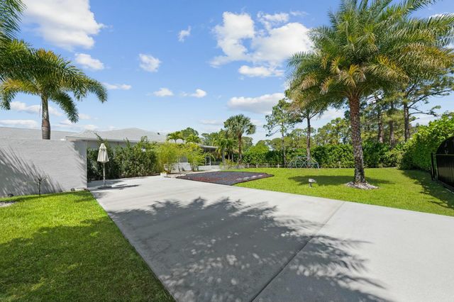 15503 Temple Boulevard, Loxahatchee, FL 33470
