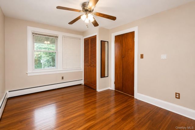 98 Willow Avenue, Hempstead, NY 11550