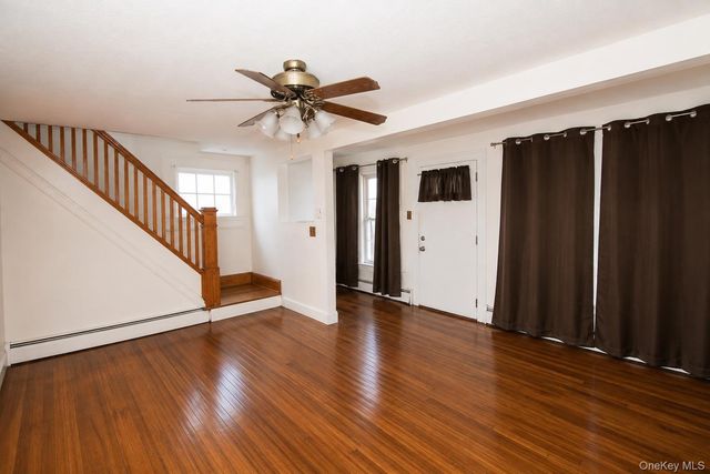 98 Willow Avenue, Hempstead, NY 11550