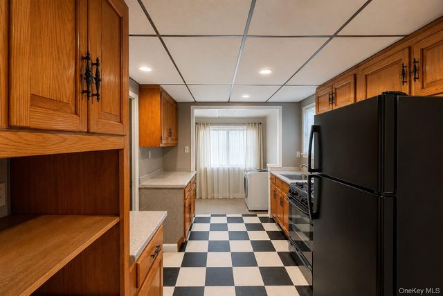 98 Willow Avenue, Hempstead, NY 11550