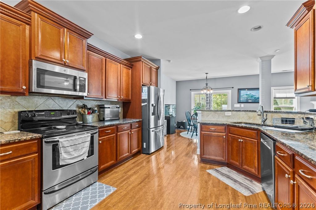 186 Valley Pines Circle, Spring Lake, NC 28390 — photo 9