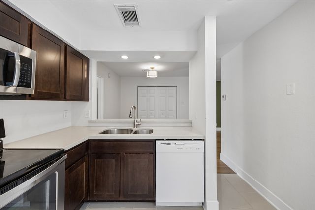 4777 Cedar Springs Road 3E, Dallas, TX 75219