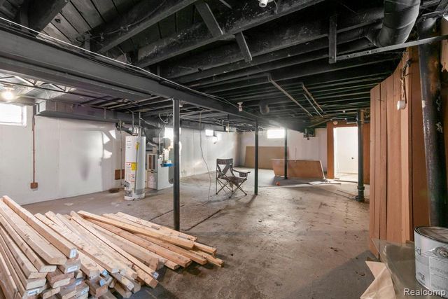 7739 Rosedale Boulevard, Allen Park, MI 48101