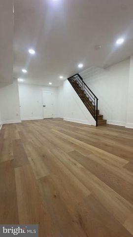 7349 E WALNUT LN, Philadelphia, PA 19138