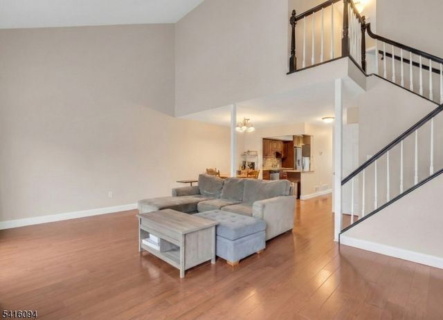 91 Delaware Ln 91, Branchburg Twp., NJ 08876