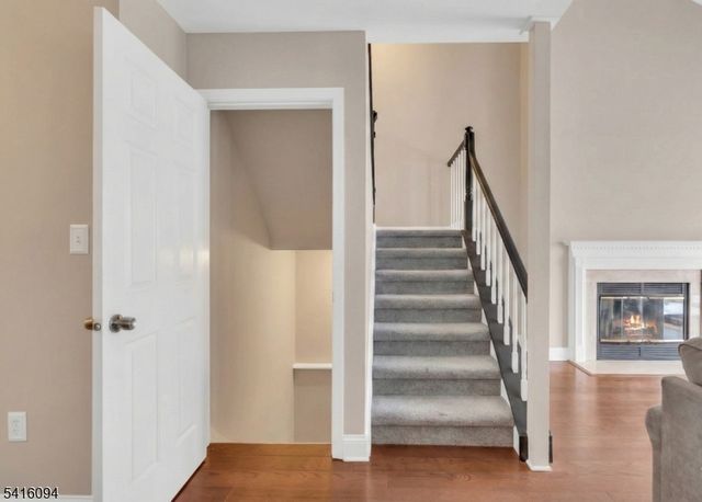 91 Delaware Ln 91, Branchburg Twp., NJ 08876