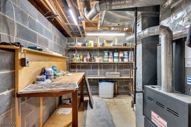 91 Delaware Ln 91, Branchburg Twp., NJ 08876