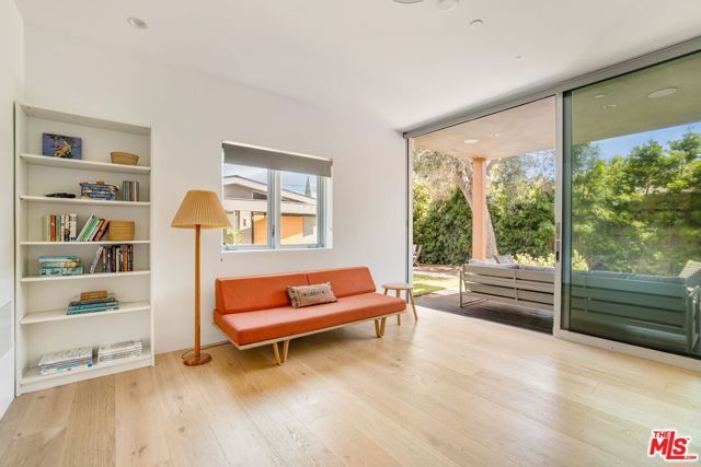 1407 Oak Street, Santa Monica, CA 90405