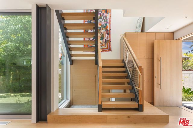 1407 Oak Street, Santa Monica, CA 90405