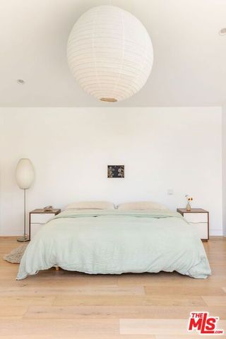 1407 Oak Street, Santa Monica, CA 90405