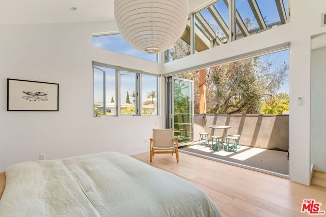 1407 Oak Street, Santa Monica, CA 90405