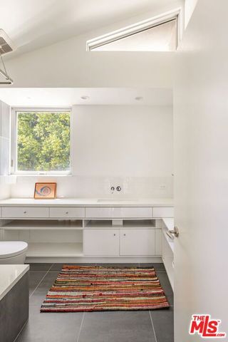 1407 Oak Street, Santa Monica, CA 90405