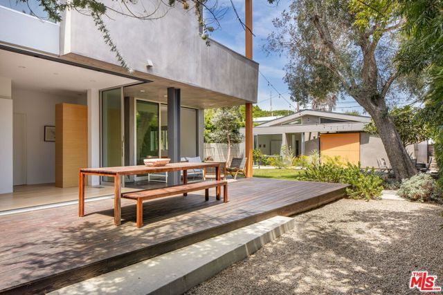 1407 Oak Street, Santa Monica, CA 90405