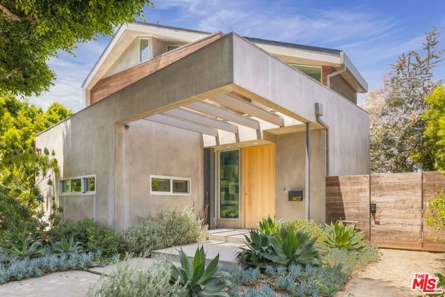 1407 Oak Street, Santa Monica, CA 90405