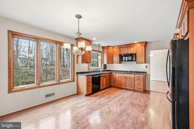 22 SCATTERGOOD RD, Cherry Hill, NJ 08003