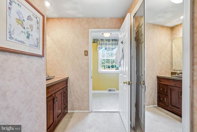 22 SCATTERGOOD RD, Cherry Hill, NJ 08003