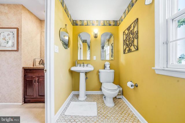 22 SCATTERGOOD RD, Cherry Hill, NJ 08003