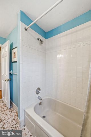 22 SCATTERGOOD RD, Cherry Hill, NJ 08003