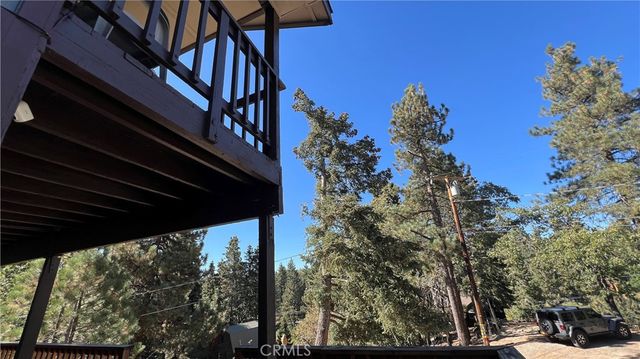 33393 Robin Drive, Green Valley Lake, CA 92341