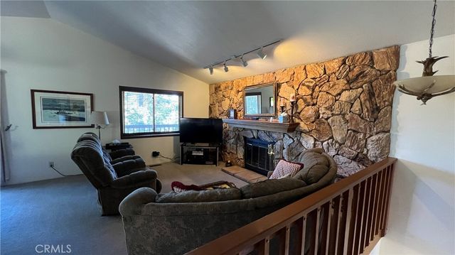 33393 Robin Drive, Green Valley Lake, CA 92341