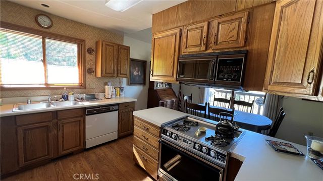 33393 Robin Drive, Green Valley Lake, CA 92341