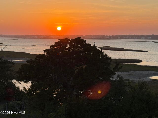 10 West Ridge, Surf City, NC 28445