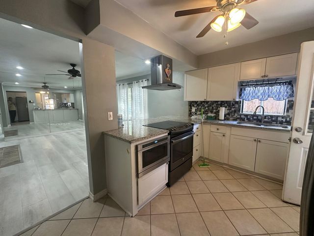 13701 Brookgreen Circle, Dallas, TX 75240