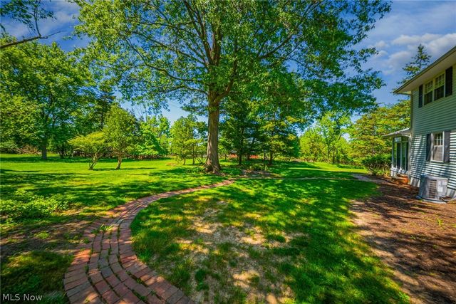 10 Concord Knoll, Medina, OH 44256