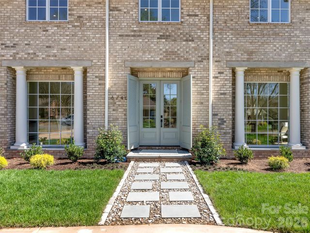 6740 Newhall Road, Charlotte, NC 28270